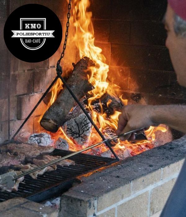 Carnes y comidas en Maria de la Salut